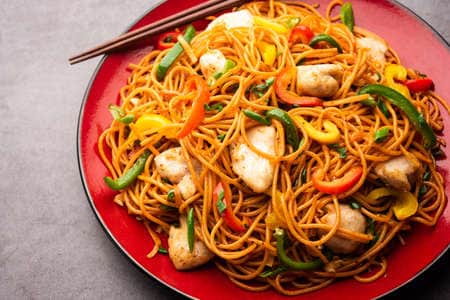 Schezwan Chicken Hakka Noodles